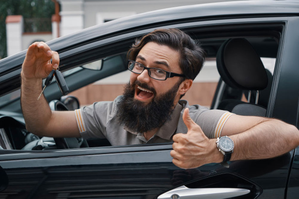 Advantages of Leasing Over Financing a Car