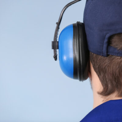 5 Early Warning Signs of Hearing Loss
